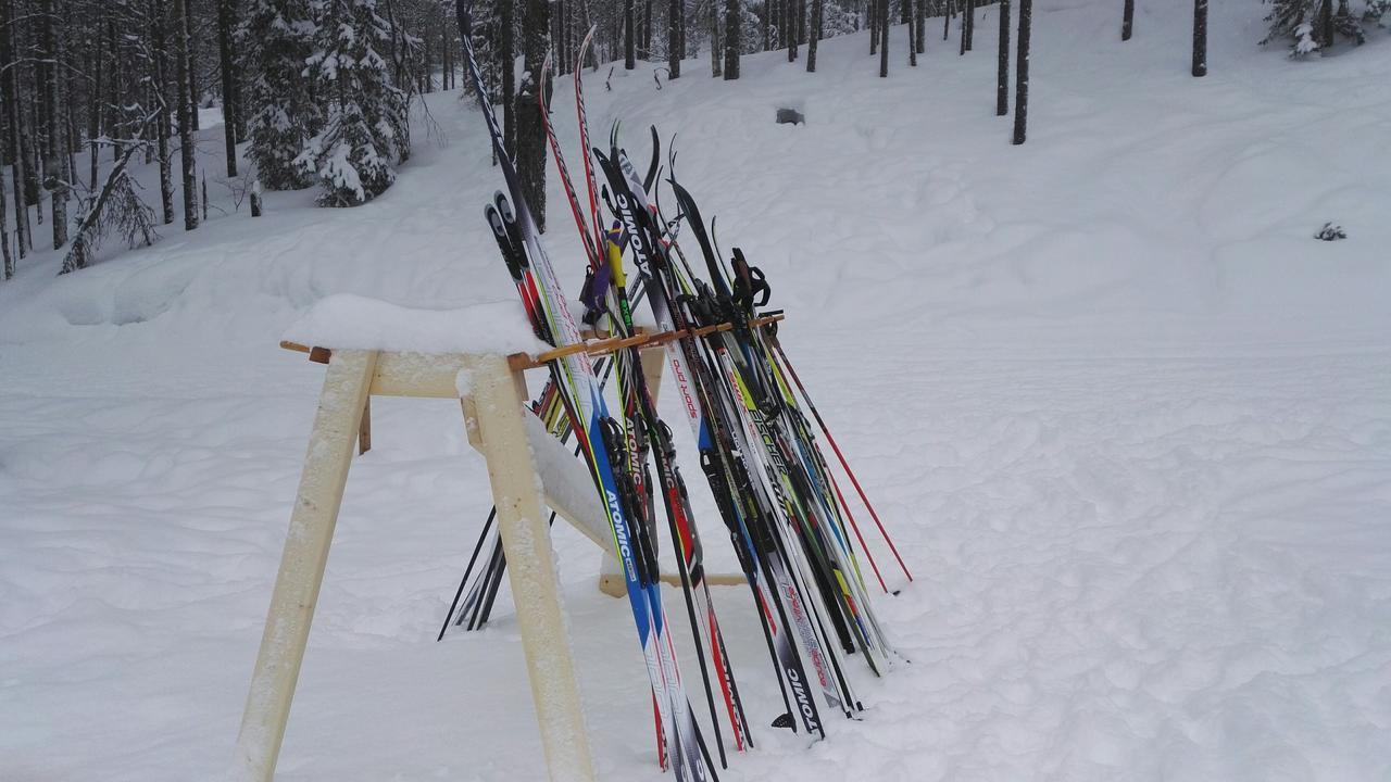 Kuerkievari Kuerhostel Äkäslompolo Kültér fotó